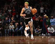 切尔西训练开放日，今晚再遭质疑引欢呼，NBA常规赛在即，临场指挥获称赞